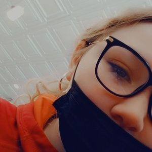 Meet your Posher, Helena